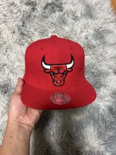 Mitchell & Ness シカゴブルズ キャップ レッドのサムネイル