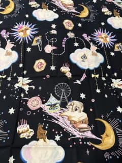 メルヘン　プリント　生地　110×100センチ　ハンドメイドのサムネイル