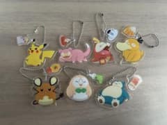 コメダ珈琲　ポケモン　コラボチャーム　ポケットモンスター　キーホルダー　コメダのサムネイル