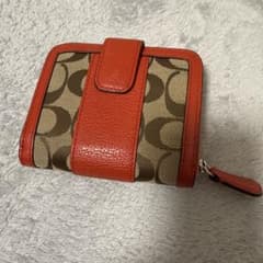二つ折り財布 coachのサムネイル
