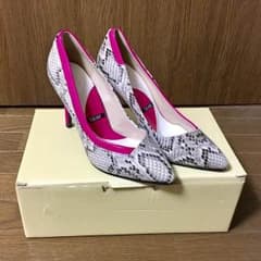 新品ハイヒールのサムネイル