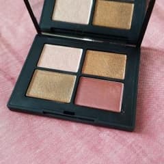 NARS クワッドアイシャドー　3972のサムネイル