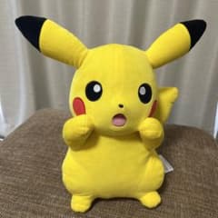 ポケモン　ピカチュウ　ぬいぐるみのサムネイル