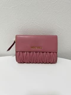MIUMIU ミュウミュウ マテラッセ 折り財布 ピンクのサムネイル