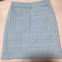 ミニスカートのサムネイル