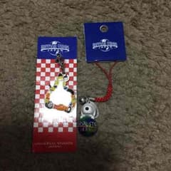 ユニバーサル キーホルダーのサムネイル