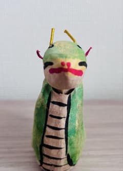 龍の置物のサムネイル