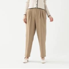 ★美品★ GU ツータックワイドテーパードパンツ (ブラウン)のサムネイル