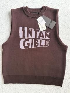 【新品・未使用】SHAGGIE シャギー ノースリーブニットのサムネイル