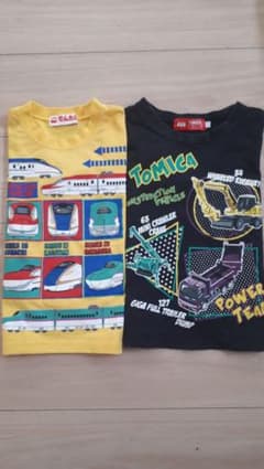 ☆トミカ Tシャツ 薄手ロンT☆ 110㎝のサムネイル