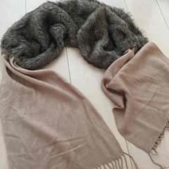 yaaa様専用『未使用』雑貨屋さんのファー ストールのサムネイル
