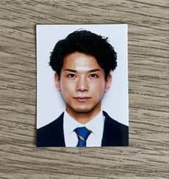 モナキ 証明写真 じん - メルカリ