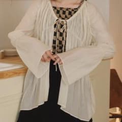 Kastane シャーリングシアーブラウス　Freeのサムネイル