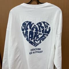 新品未使用 長袖Tシャツ ホワイト ハートロゴ Lサイズのサムネイル