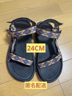 【美品】Teva サイズ24