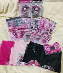 【値下げ】はっぴーくじ マイメロ & クロミ フィギュアセットのサムネイル