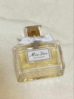 Miss Dior Eau de Parfum 50mlのサムネイル