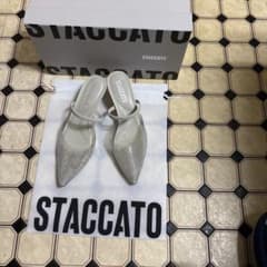 STACCATO ラインストーン ポインテッドトゥ ミュール サンダル 22.5