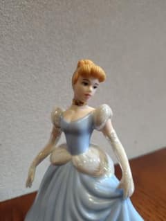 ディズニー　シンデレラ　50周年　陶器製フィギュアのサムネイル