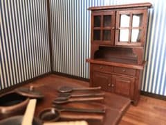 お値下げ中   ミニチュア家具  食器棚のサムネイル