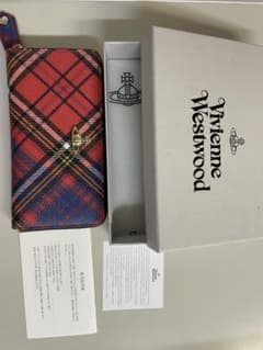 Vivienne 　ラウンドジップ長財布　証明書箱ありのサムネイル