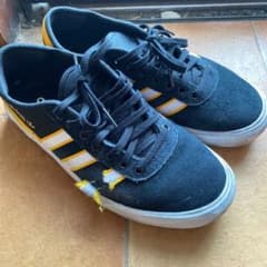 ADIDAS SKATEBOARDING スケートシューズ　黒のサムネイル