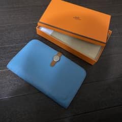 最終値引 HERMÈS (エルメス)ドゴン水色 レザー 長財布 箱付き - メルカリ