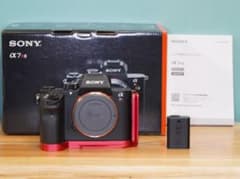 SONY製　フルサイズミラーレス一眼　4000万画素超　高画素機　ボディのみのサムネイル