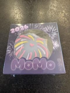 【新品未開封】momo 海洋 花火 スクイーズ 2点セット 未開封 MoMo 光る スクイーズ 夜空の花火 降り注ぐハート型花火 2026