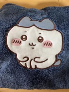 GU ちいかわ　ハチワレ　パーカー　ルームウェアのサムネイル