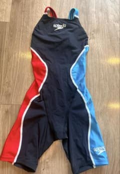 Speedo ★ 競泳　高速水着 130サイズのサムネイル