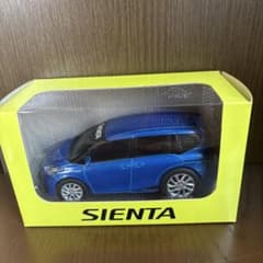 SIENTA ミニカー 青のサムネイル
