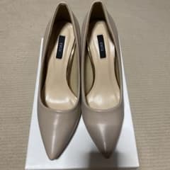 【新品】EVOL　ベージュポインテッドパンプスのサムネイル