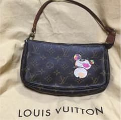 ルイヴィトン アクセサリポーチのサムネイル