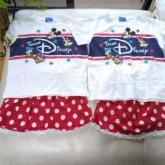 ☆Twin T-shirt & Minnie Mouse skirt set☆