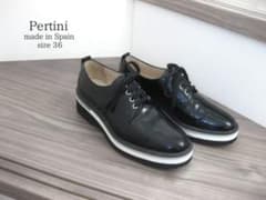 美品！スペイン製 Pertiniペルティニ レザーシューズ 黒36 軽量ソール 