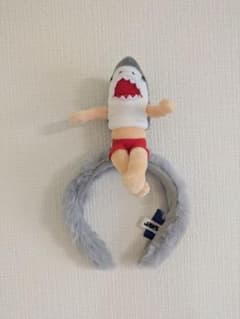 ✨️超美品✨️JAWSサメ人間カチューシャ【USJ】のサムネイル
