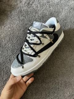 NIKE ダンク ロー Travis off-white カスタムのサムネイル