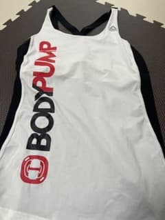 Reebokタンクトップのサムネイル