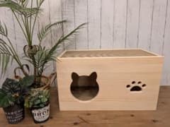 猫が大好きな爪研ぎハウスのサムネイル