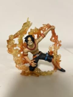 ワンピース　エース　フィギュア　炎エフェクトのサムネイル