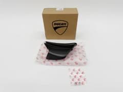 新品未使用】 DUCATI パニガーレ V4R 純正カーボンウイング (右