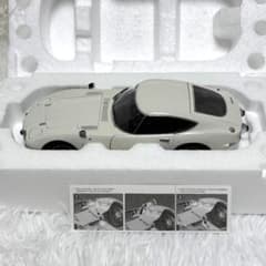 AUTOart TOYOTA 2000GT COUPE 1/18 ミニカー 白 - メルカリ