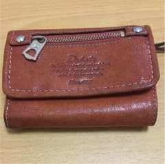 三つ折り財布 ダコタのサムネイル