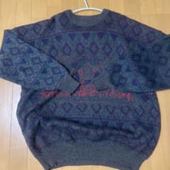 ダークグリーン・ネイビーの幾何学模様ニットのサムネイル