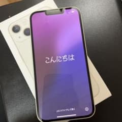 Apple iPhone 13 ホワイト 充電器付きのサムネイル