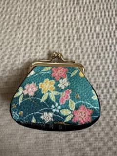 花柄刺繍 がまぐち　コインケース 緑色のサムネイル