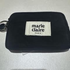 marie claire キーリング付きマルチカードケース ブラックのサムネイル