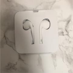 iPhone7 iPhone8 イヤホンのサムネイル