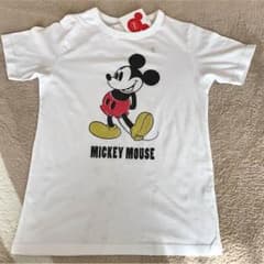 UNIQLO ディズニー グラフィックTシャツのサムネイル